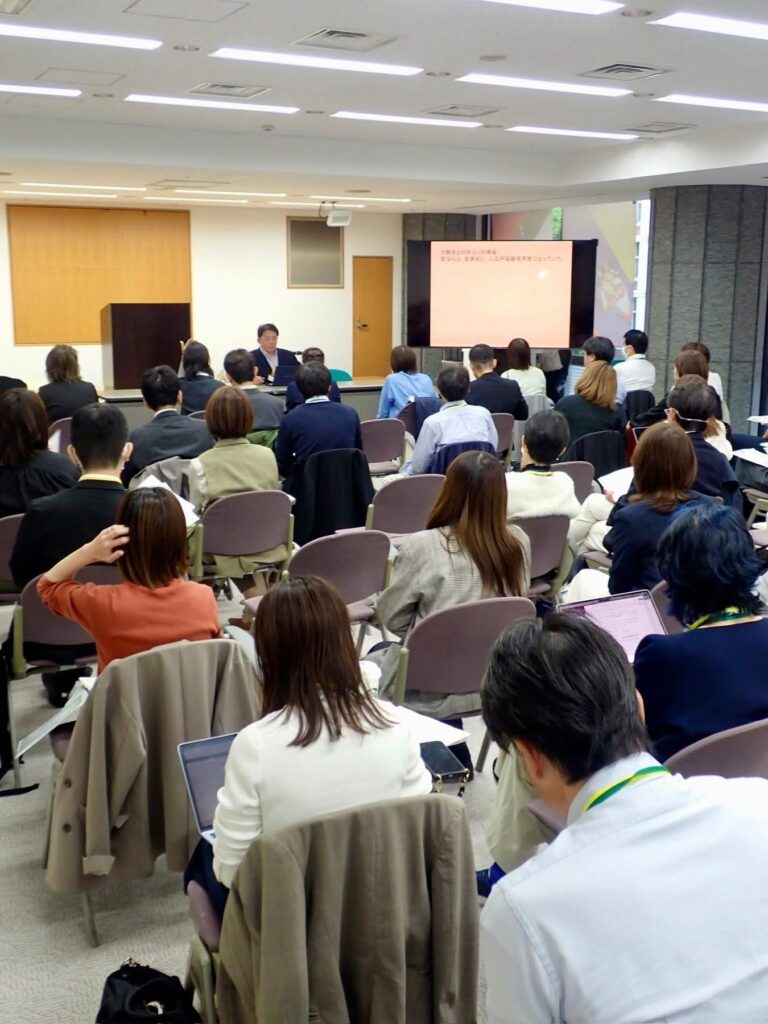 シーティング講演